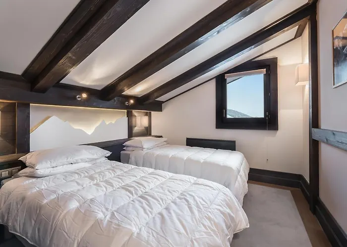 Daire Chic Avec Cheminee Et Parking A - Fr-1-563-64 *